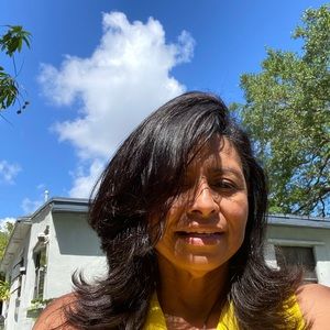 Meet your Posher, Juana